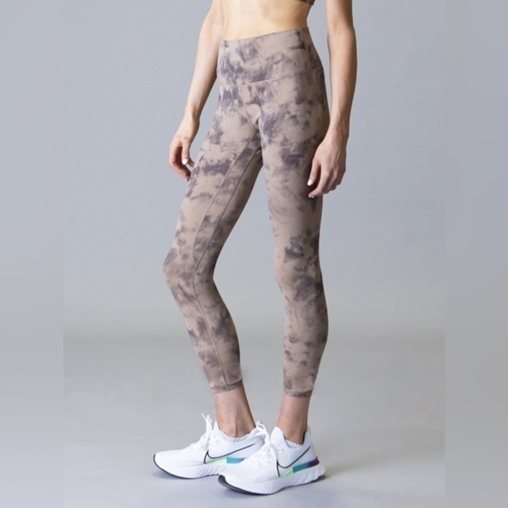 Zyia Active Beige Brown Black Tie Dye High Waisted Leggings Women’s size Large